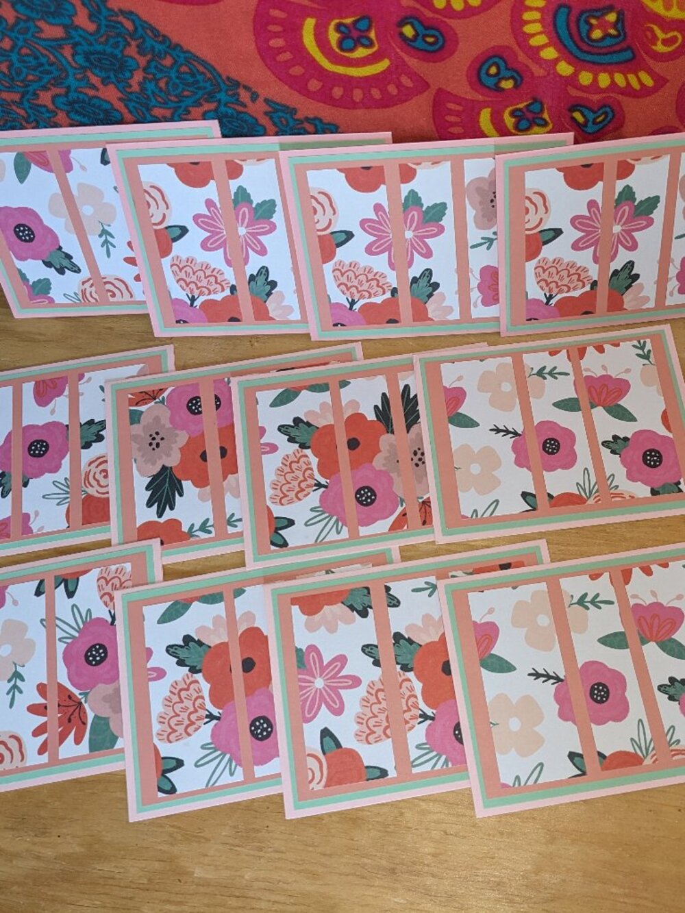 Set of 12 NWT Floral Panel Notecards